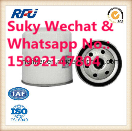 Oil Filter Auto Parts for Volvo (8659924)