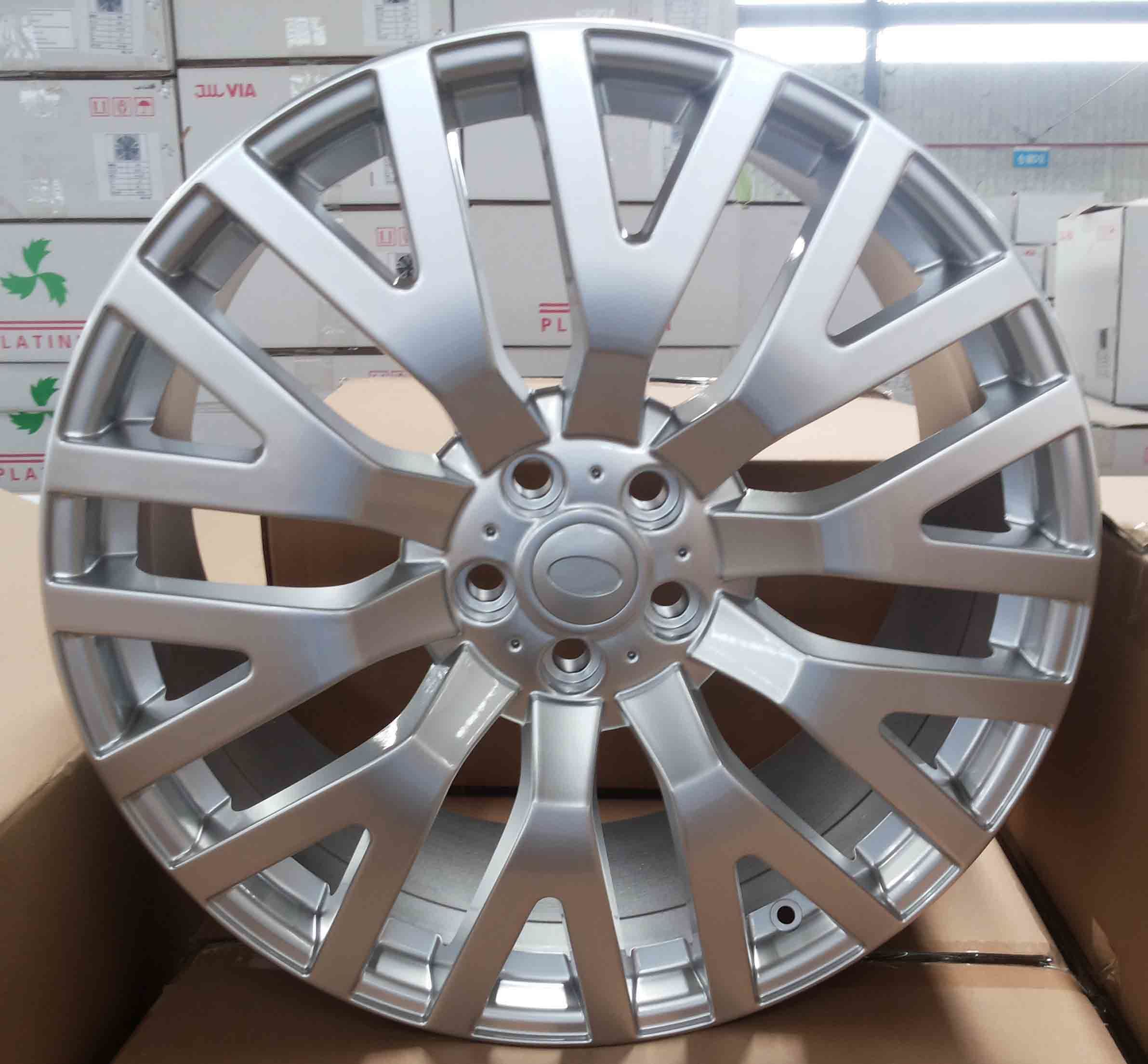 Replica Land Rover Alloy Wheel (HD917)