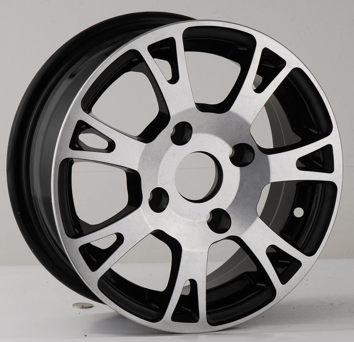 Aftermarket Alloy Wheel (BK090)