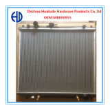 Aluminum Plastic Auto Radiator (MB890955)