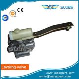 Levelling Valve 0130033 for Volvo Truck Parts